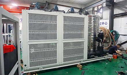 應用工業(yè)冷水機時有哪些安全規(guī)定要遵守？